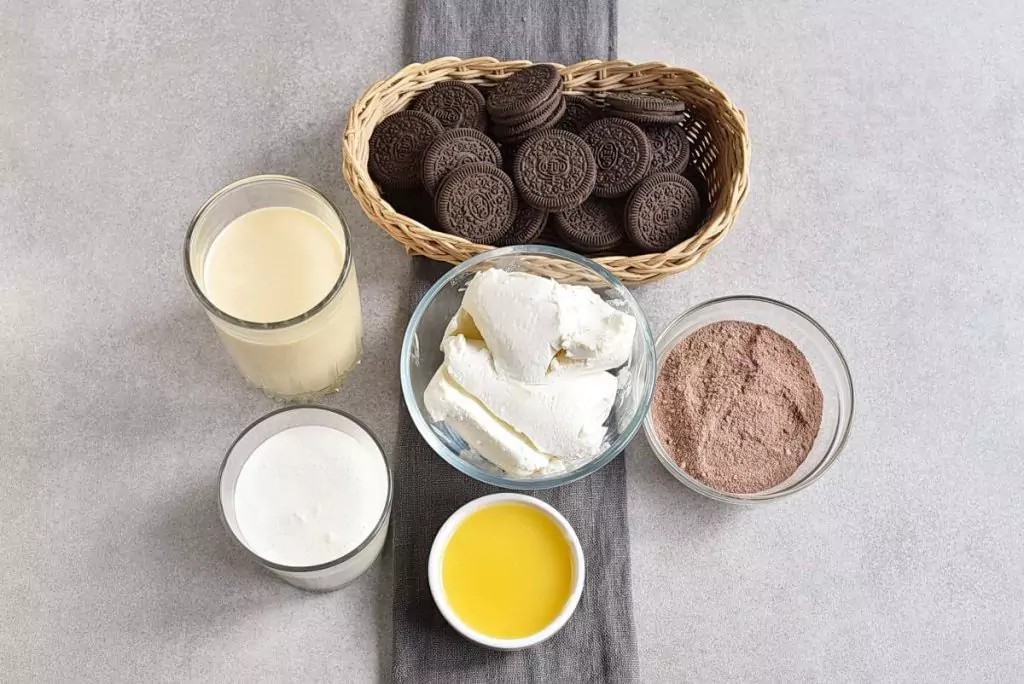 Ingredients for Chocolate Cream Cheese Pie