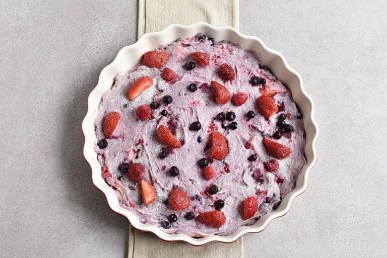 Step 6 - Easy Triple Berry Cake