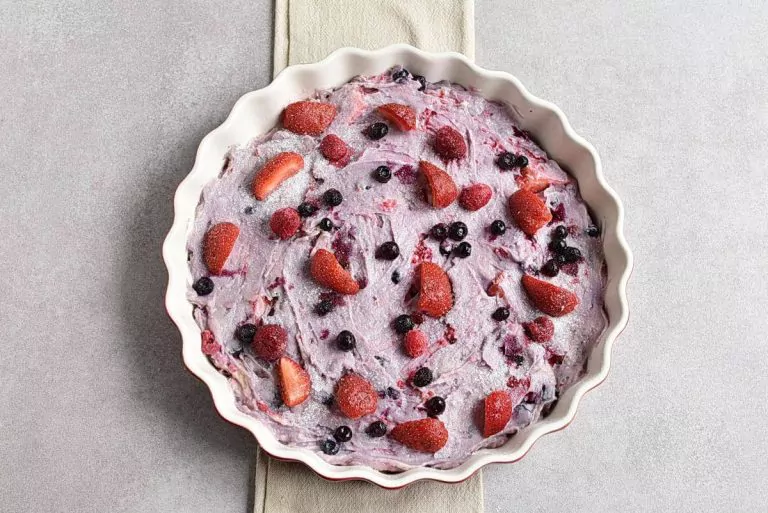 Step 6 - Easy Triple Berry Cake