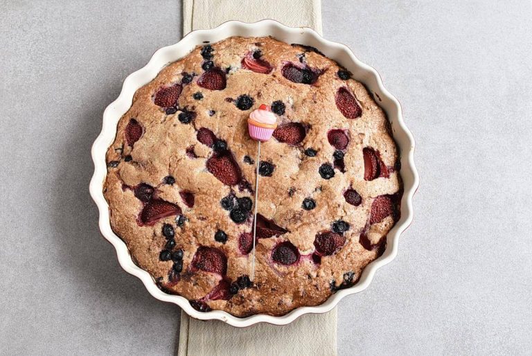 Step 7 - Easy Triple Berry Cake
