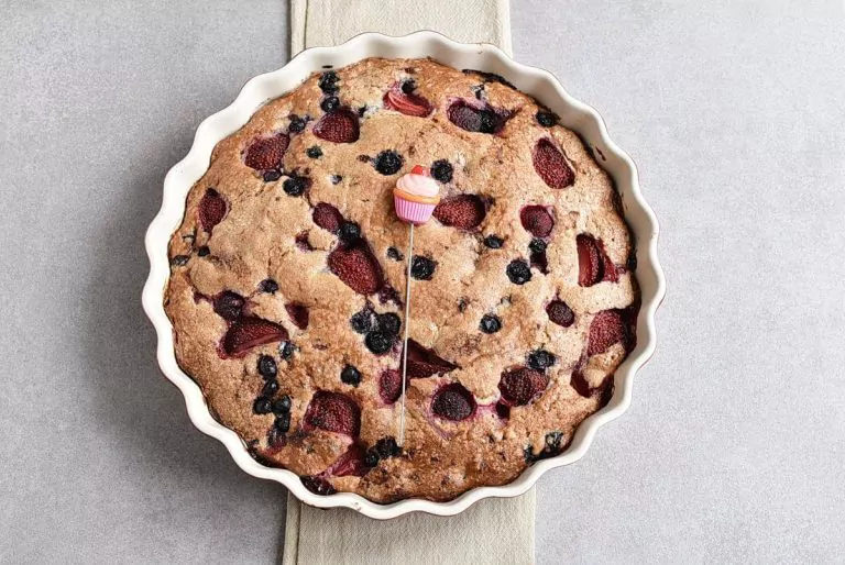 Step 7 - Easy Triple Berry Cake