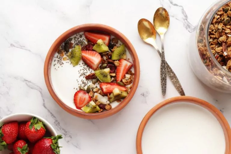How to serve Homemade Yogurt in the Oven