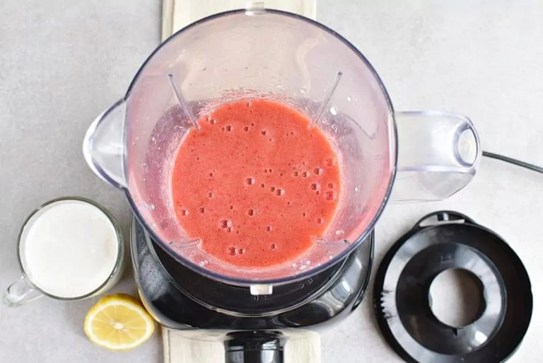 Step 2 - Low-Carb Strawberry Mousse (Keto-Friendly)