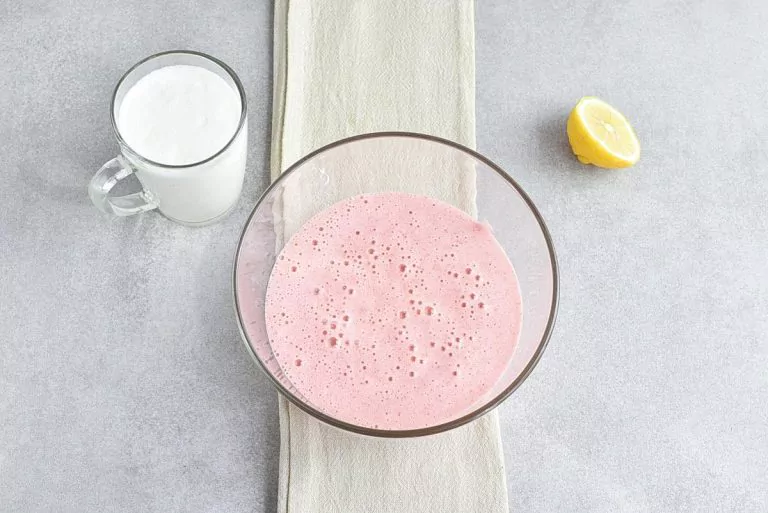 Step 5 - Low-Carb Strawberry Mousse (Keto-Friendly)