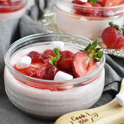 Marshmallow Strawberry Mousse Recipes–Homemade Marshmallow Strawberry Mousse–Easy Marshmallow Strawberry Mousse