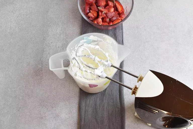 Step 5 - Marshmallow Strawberry Mousse