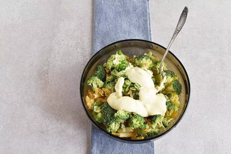 Step 4 - Meal-Prep Creamy Pasta Salad with Broccoli and Raisins