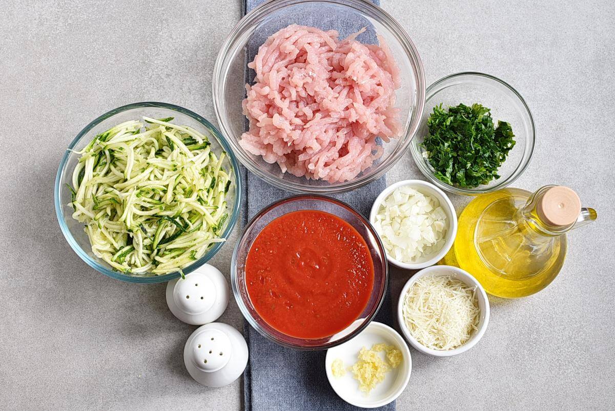 Ingridiens for Meal-Prep Turkey Meatballs with Zoodles