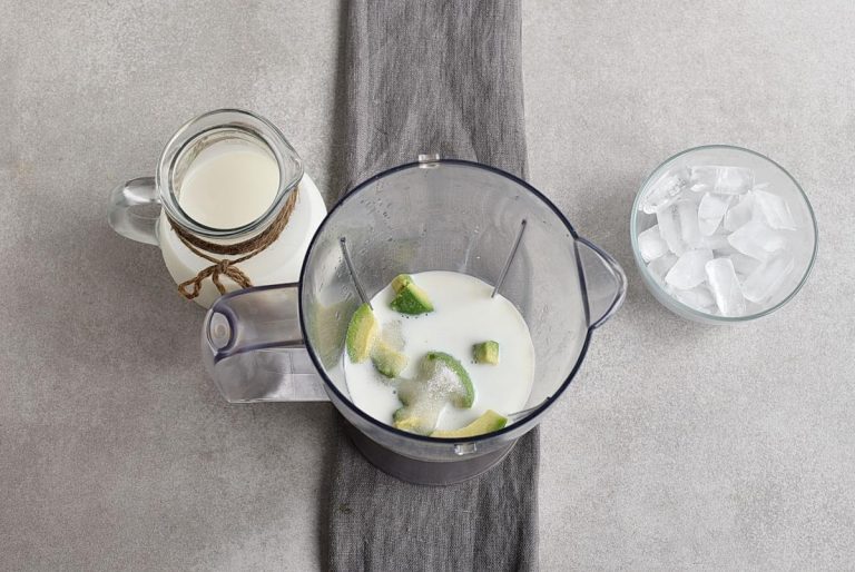 Step 2 - Moroccan Avocado Smoothie