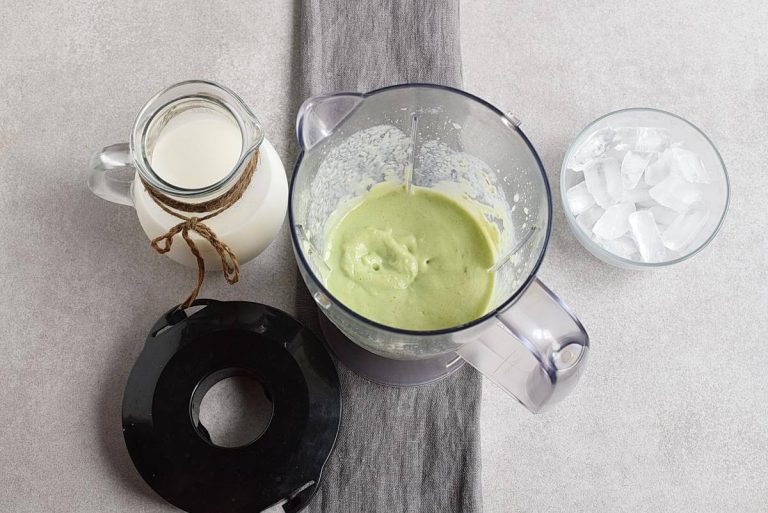 Step 3 - Moroccan Avocado Smoothie