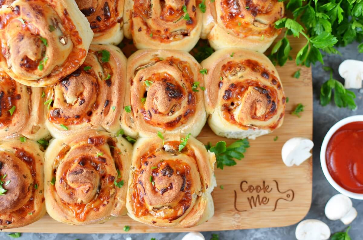 Mushroom Pizza Rolls