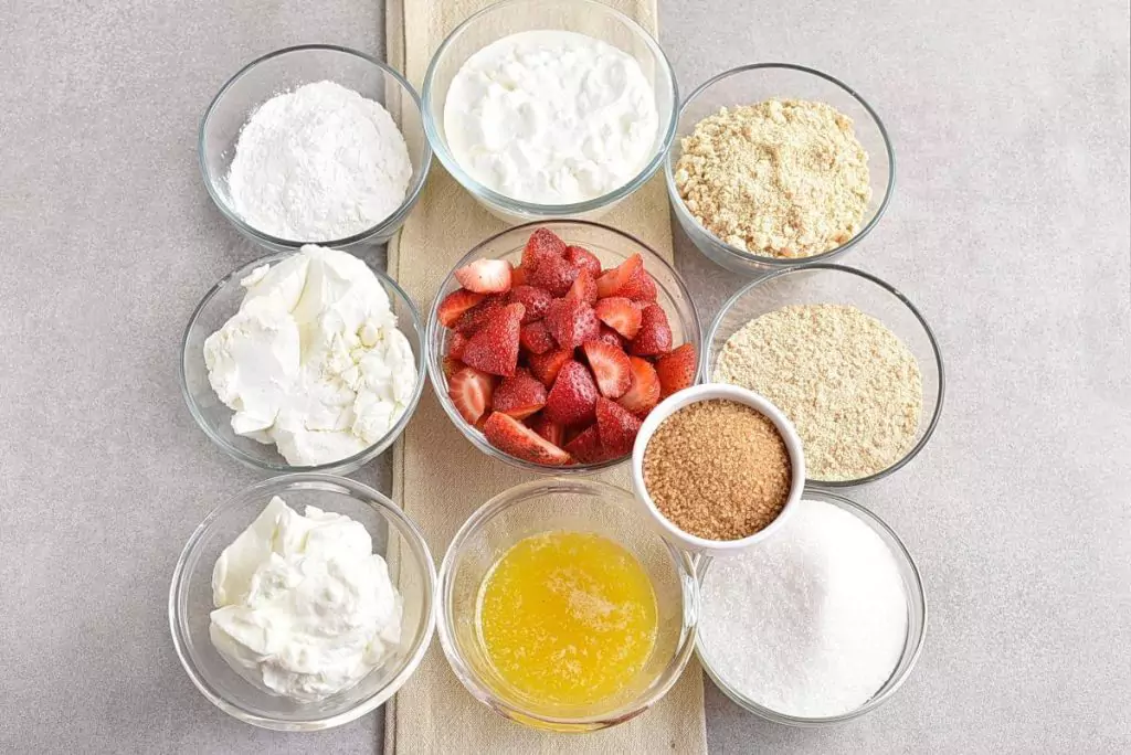 Ingredients for No-Bake Frozen Strawberry Yogurt Pie
