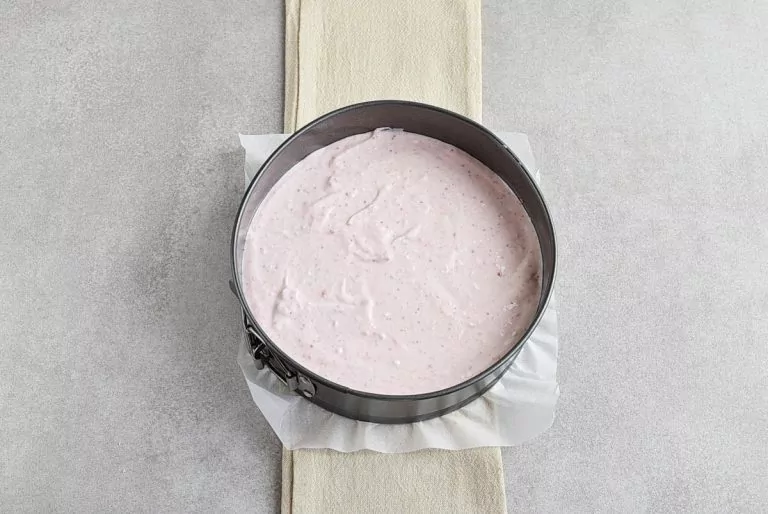 Step 9 - No-Bake Frozen Strawberry Yogurt Pie