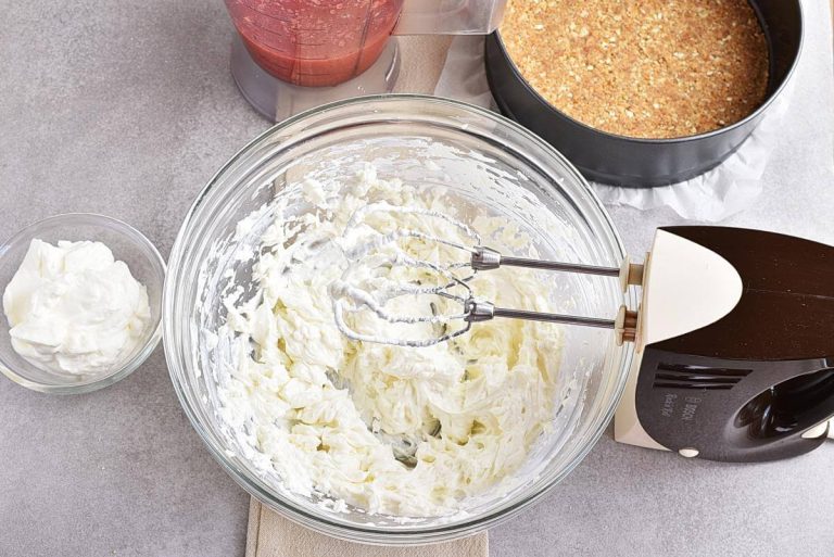 Step 7 - No-Bake Frozen Strawberry Yogurt Pie