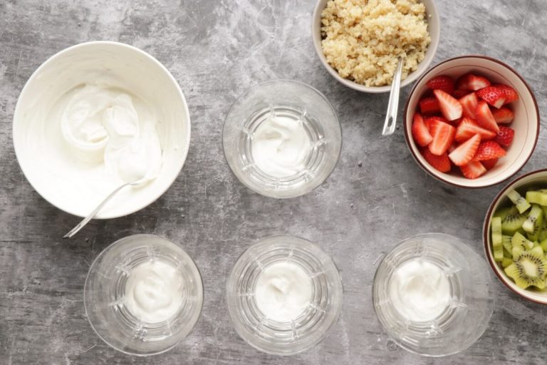 Step 2 - Strawberry Kiwi Quinoa Breakfast Parfait
