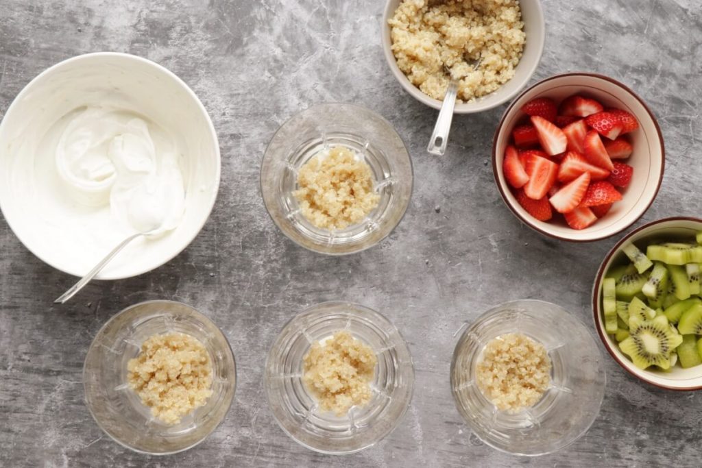 Strawberry Kiwi Quinoa Breakfast Parfait recipe - step 3