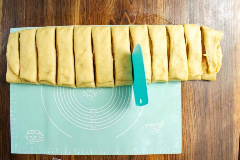 Step 7 - The Best Braided Cinnamon Buns