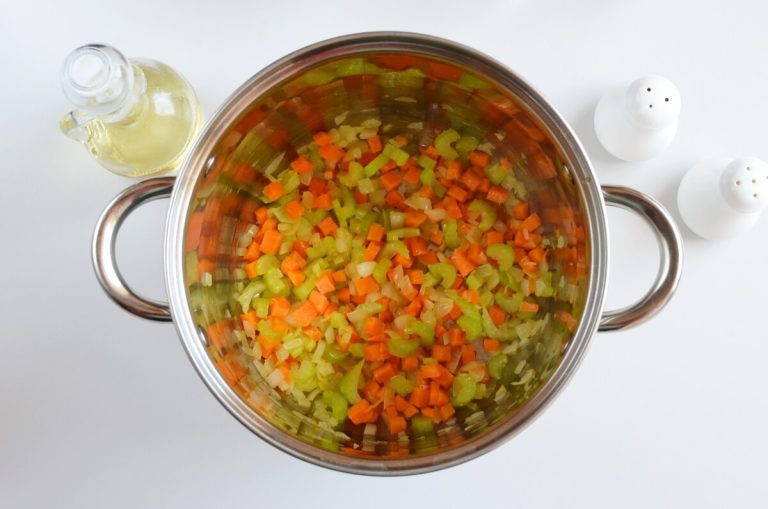 Step 2 - Ukrainian Split Pea Soup
