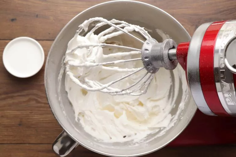 Step 4 - Vanilla Buttercream Frosting