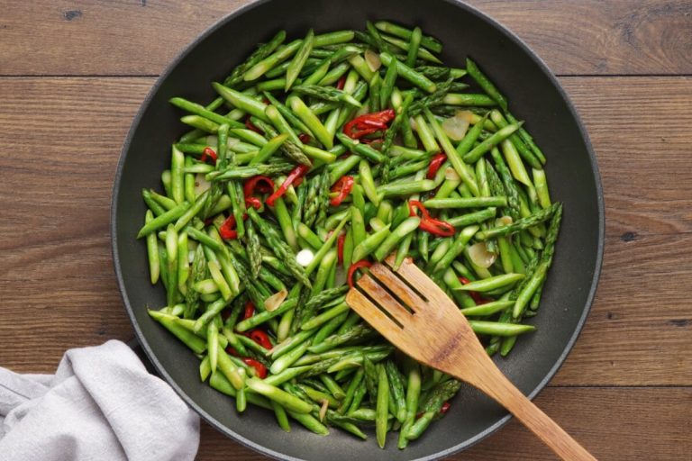 Step 4 - Asparagus Stir-Fry