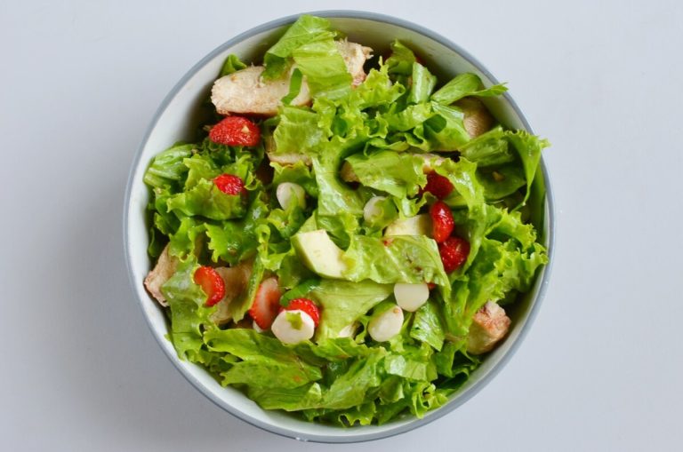Step 6 - Balsamic Grilled Chicken Strawberry Caprese Salad