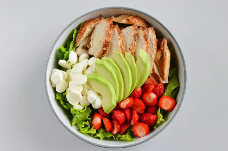 Step 5 - Balsamic Grilled Chicken Strawberry Caprese Salad