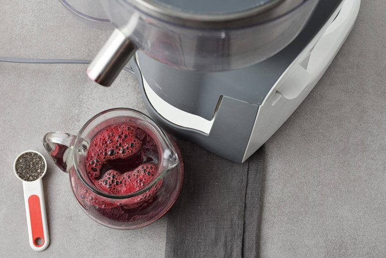 Step 3 - Beet Carrot Apple Juice