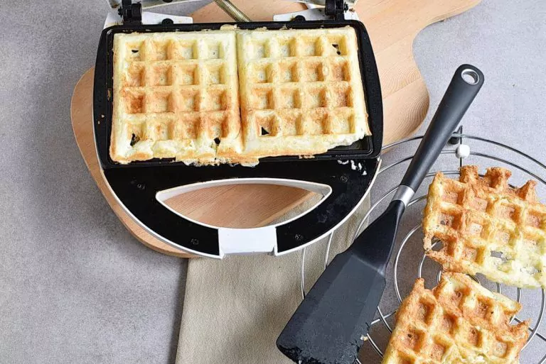 Step 4 - Chaffle 2-ingredient Keto Waffle