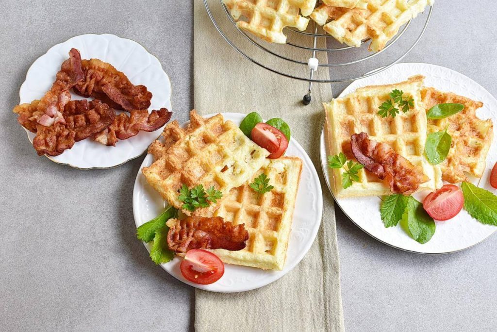 How to serve Chaffle 2-ingredient Keto Waffle