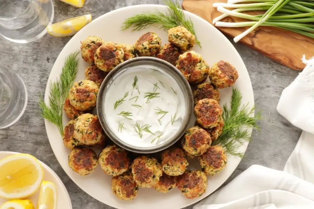 Cheesy Garlic Zucchini Bites