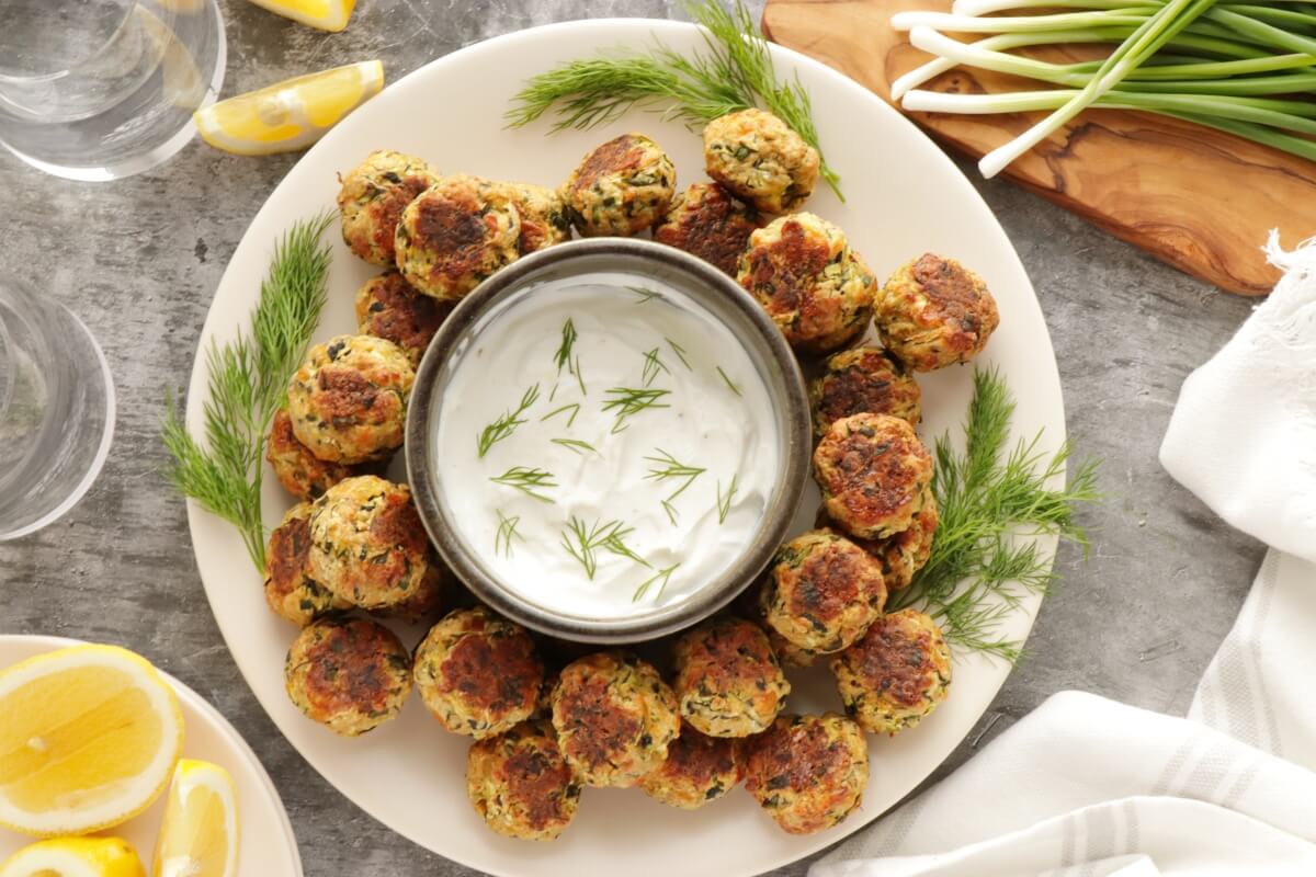 Cheesy Garlic Zucchini Bites