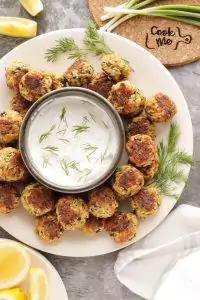 Cheesy Garlic Zucchini Bites