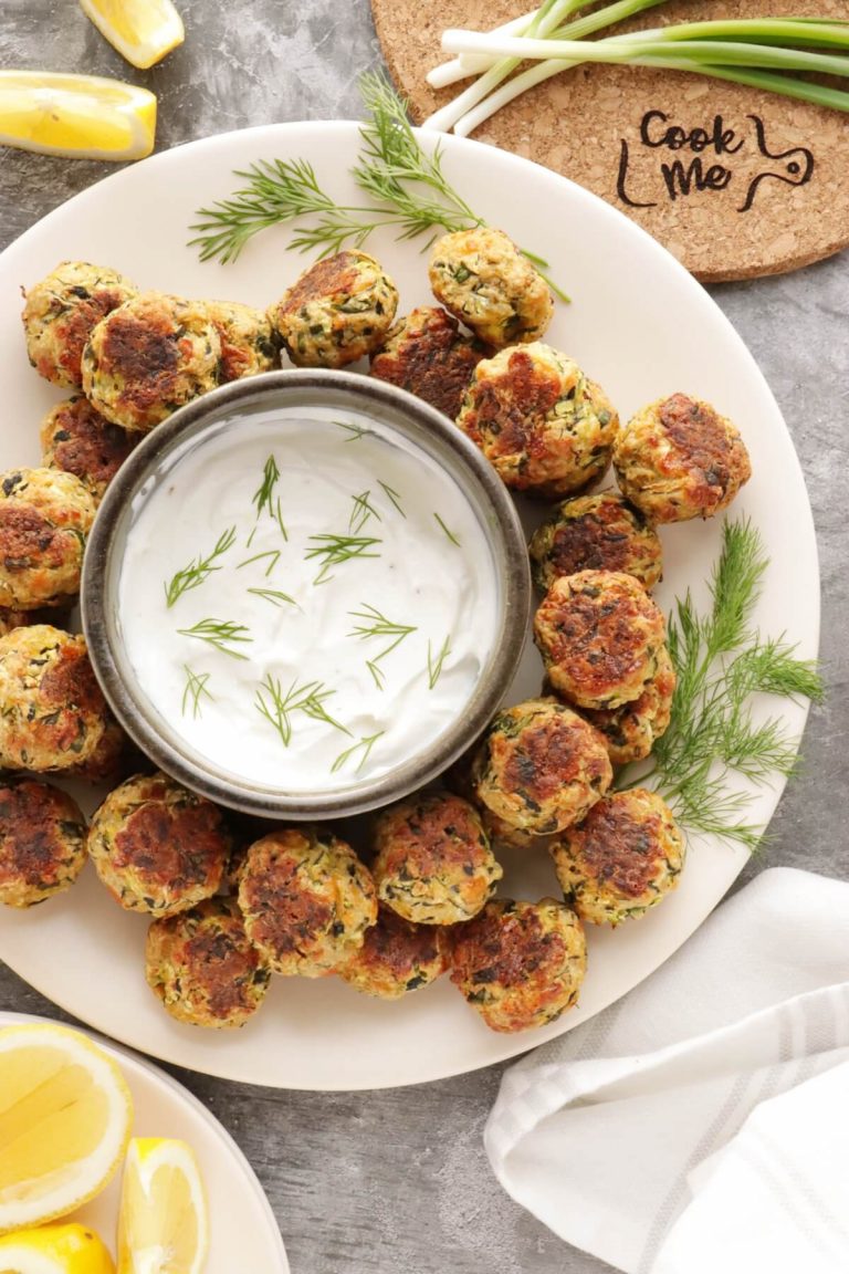 Cheesy Garlic Zucchini Bites Recipe - Cook.me Recipes