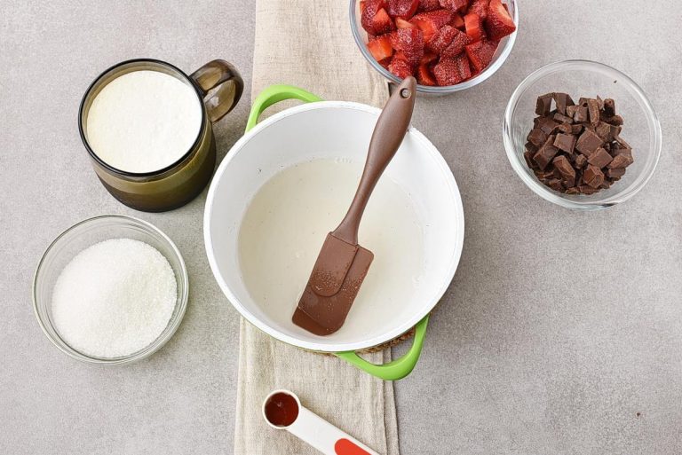 Step 1 - Chocolate Panna Cotta with Strawberry Topping
