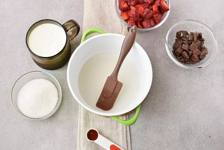 Step 1 - Chocolate Panna Cotta with Strawberry Topping