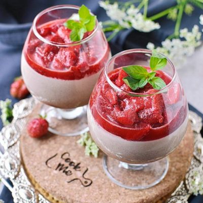 Chocolate-Panna-Cotta-with-Strawberry-Topping-Recipes–Delicious-Chocolate-Panna-Cotta-with-Strawberry-Topping–How-to-make-Chocolate-Panna-Cotta-with-Strawberry-Topping