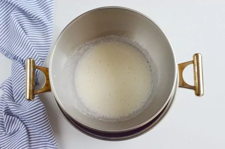 Step 1 - Homemade Marshmallow Crème (Frosting)