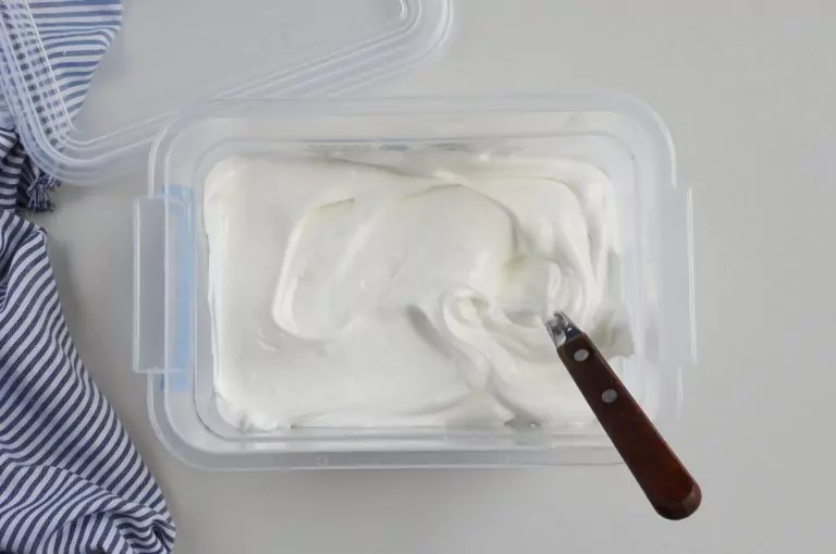 Step 6 - Homemade Marshmallow Crème (Frosting)