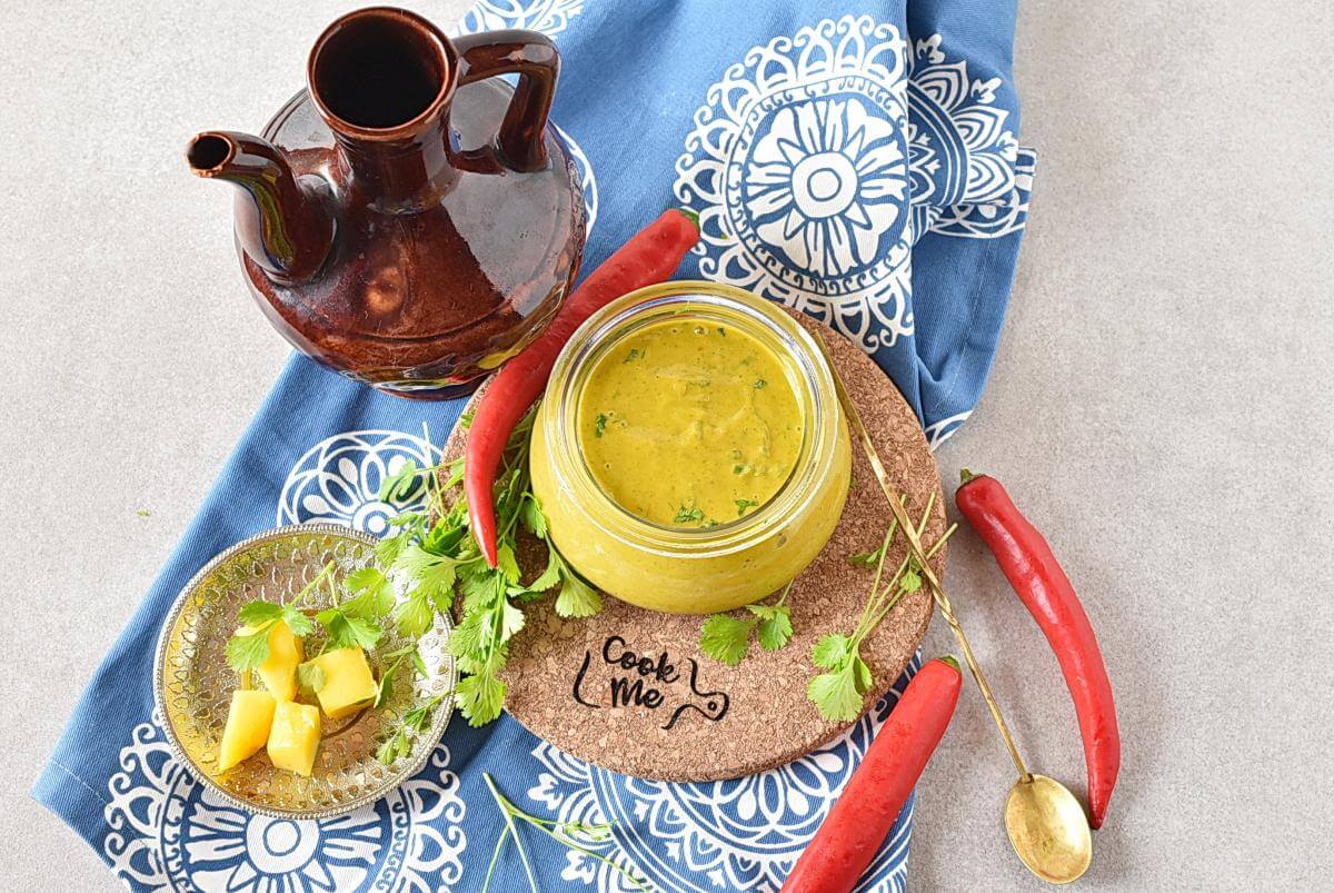Creamy Mango Cilantro Salad Dressing