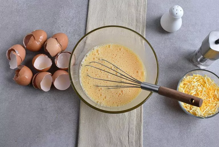 Step 2 - Perfect Scrambled Cheesy Eggs