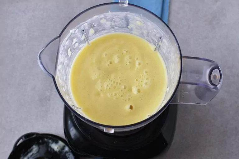 Step 2 - Pineapple & Mango Smoothie