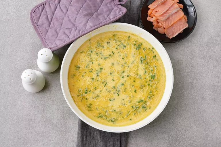 Step 4 - Scrambled Eggs with Smoked Salmon