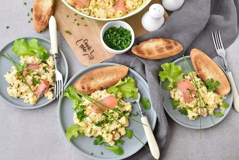 Step 8 - Scrambled Eggs with Smoked Salmon