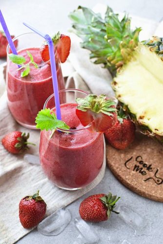 Strawberry, Blackberry & Pineapple Smoothie