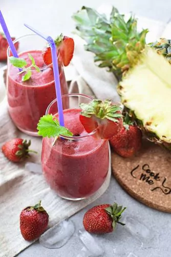 Strawberry, Blackberry & Pineapple Smoothie
