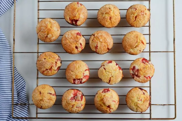 Step 8 - Strawberry-Lemonade Muffins