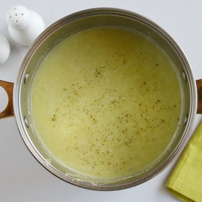 Vegan Broccoli Basil Potato Soup recipe - step 5