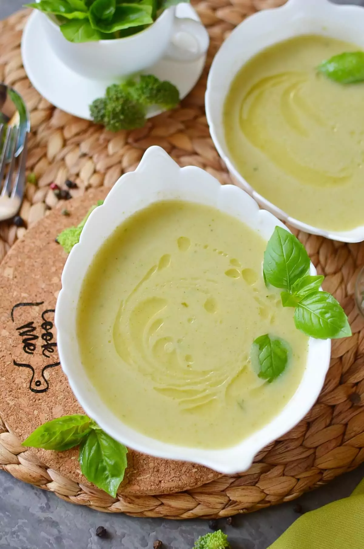 Vegan Broccoli Basil Potato Soup