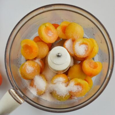 15 Minute Apricot Raspberry Preserves recipe - step 1