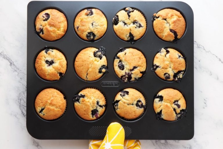 Step 10 - Blueberry Cream Cheese Muffins